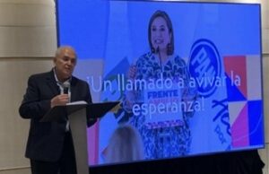 Reitera su decisión de contender por la Senaduría