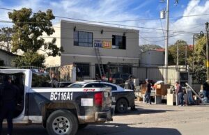 CON LA FUERZA PÚBLICA DESALOJAN INSTALACIONES DE PSN ENSENADA, PROPIEDAD DE JAIME BONILLA