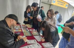 PRESENTAN A ESCRITORA Y ESCRITORES GANADORES DE PREMIOS ESTATALES DE LITERATURA EN LA FIL UABC