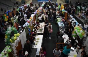 MÁS DE 300 CIMARRONES PARTICIPAN EN LA EXPO TECNOLOGÍA Y EMPRENDIMIENTO 2024-1