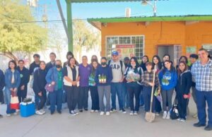 Estudiantes de Idiomas UABC reforestaron primaria