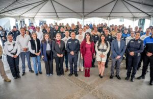 NORMA BUSTAMANTE REFRENDA SU COMPROMISO CON LA SEGURIDAD: ENTREGA 1850 NUEVOS UNIFORMES A LA POLICÍA