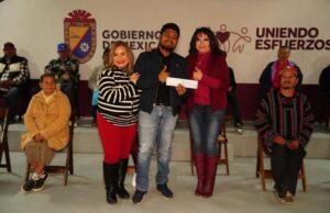 ENTREGA ALCALDESA 920 APOYOS EN EL VALLE