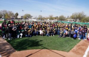 ENTREGA NORMA RENOVADO CAMPO DE BÉISBOL