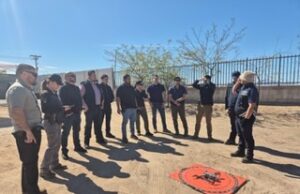 instruyen a agentes de la aei en manejo de drones