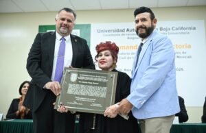Rinde UABC homenaje póstumo al doctor Flores Victoria, referente de la ingeniería en Baja California