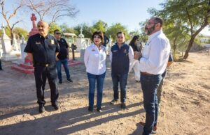 REFUERZA NORMA LA SEGURIDAD Y LIMPIEZA EN LOS TRES PANTEONES MUNICIPALES POR DÍA DE MUERTOS