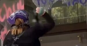 Causan daños a la FGE en el 8M en Tijuana