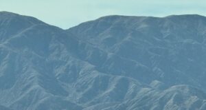 Fallecen dos masculinos al derrumbarse mina en el ejido López Mateos, Valle de Mexicali