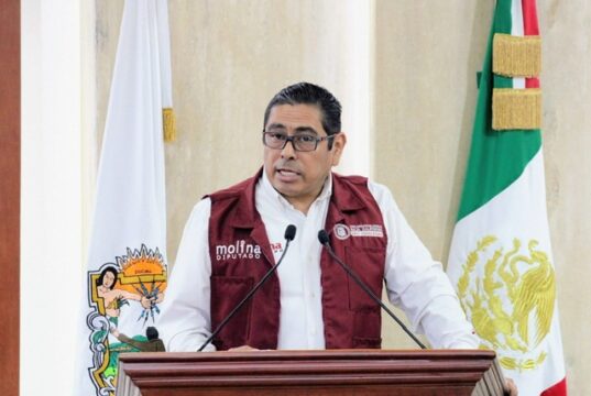 DIPUTADO MOLINA FORTALECE A BOMBEROS DE LA COLONIA CARRANZA CON CAMIÓN TIPO FORESTAL